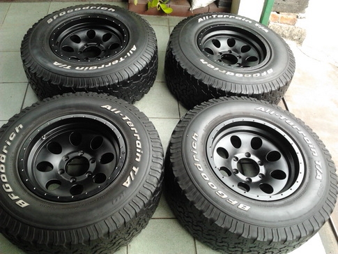 ฝากขาย ล้อ Lenso 9นิ้ว + ยาง BF All 265/75/16 ปี09