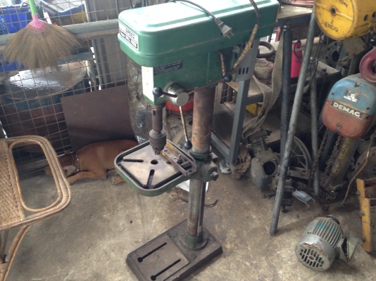 ขายแท่นสว่านเจาะขนาดมอเตอร์ 1/4 HP. 220V ไฟบ้าน อุปกรณ์ครบ พร้อมใช้งาน