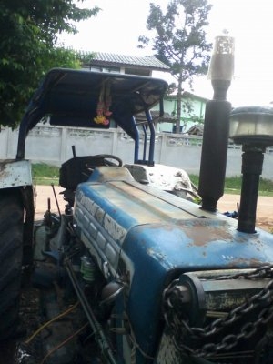 ขายรถไถฟอร์ด ชัยภูมิ