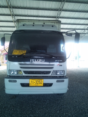 รถ  ISUZU FTR33P2E  ตู้ 10 บาน ยาว 7 เมตร 20