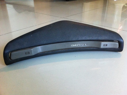 ฝาครอบแตรพวงมาลัย datsun620