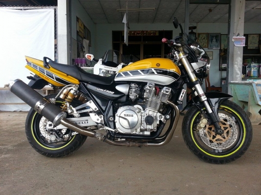 ขาย XJR1300 ปี 99 อินวอยสรรพสามิตแท้ ของแต่งเยอะ