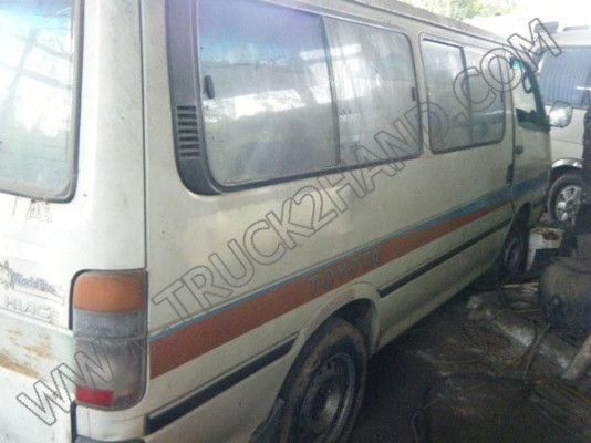 รถตู้ TOYOTA LH113R-RBMNS 11ที่นั่ง รถตู้ TOYOTA LH113R-RBMNS 11ที่นั่ง