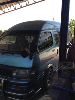 ขาย  รถตู้โตโยต้า หัวจรวจ ปี96 เครื่อง3L  2.5ดีเซล