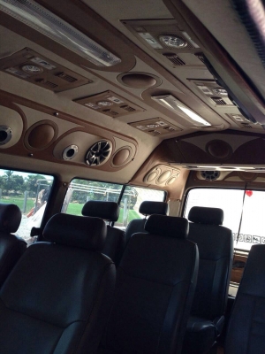 ขาย  รถตู้โตโยต้า หัวจรวจ ปี96 เครื่อง3L  2.5ดีเซล