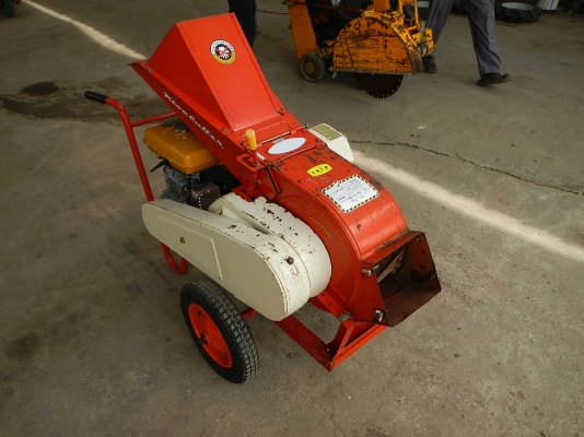 ขายเครื่องย่อยกิ่งไม้ KOWA EUTTER พร้อมใช้งาน ขายเครื่องย่อยกิ่งไม้ KOWA EUTTER พร้อมใช้งาน