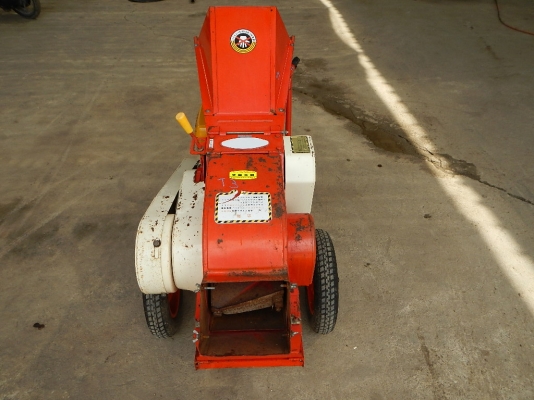 ขายเครื่องย่อยกิ่งไม้ KOWA EUTTER พร้อมใช้งาน