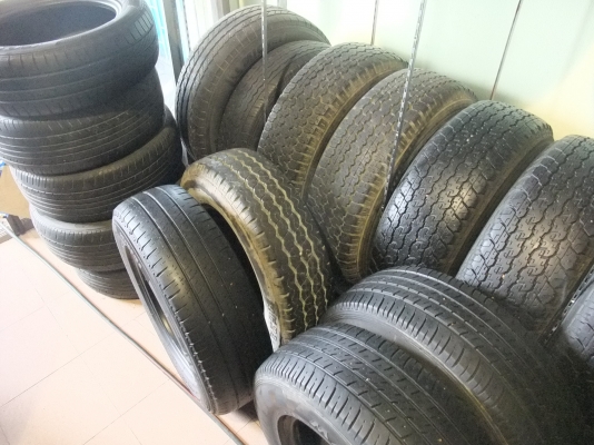 ขายยางเศษ เส้นเดียว มีหลายเบอร์ ขอบ13-20