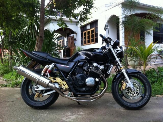 HONDA CB 400 ปี 2000 V-Tec1 อินวอย์-สพม. ประกอบใหม่เนียนทั้งคัน เปิด 67 , 000.- คุ้มๆ