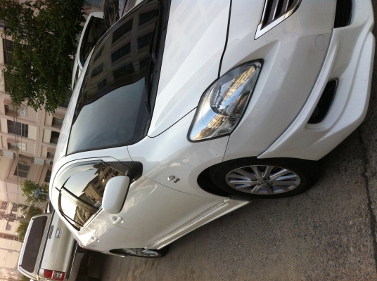 ขายรถยนต์ ขายรถยนต์