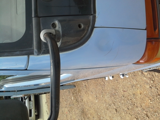 ด่วนขายถูก(หรือเเลกFC 5.5เมตร)ISUZU NPR 120 ฝาขาว รถห้างแท้ เดิมๆทุกชิ้น ไม่มีเฉี่ยวชน เครื่องดี ขับดี ครัทซีเงาสวย