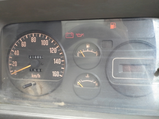 ด่วนขายถูก(หรือเเลกFC 5.5เมตร)ISUZU NPR 120 ฝาขาว รถห้างแท้ เดิมๆทุกชิ้น ไม่มีเฉี่ยวชน เครื่องดี ขับดี ครัทซีเงาสวย