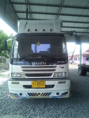 รถ  ISUZU FTR33M2  ตู้ 10 บาน ยาว 7 เมตร 20