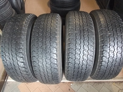 ยาง Bridgestone 255/70/15 ปี 09