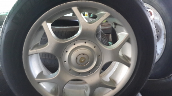 ขอบ 20 6รู VIP กว้าง 8.5 พร้อมยาง