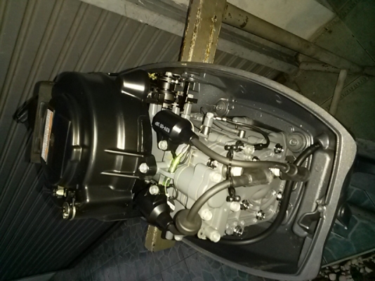 ขายเครื่องเรือ15แรงหัวมนครับ2จังหวะสดมากครับ ขายเครื่องเรือ15แรงหัวมนครับ2จังหวะสดมากครับ