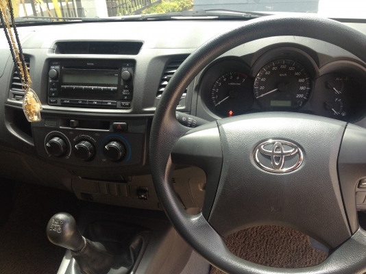 ขายรถวีโก้2.7cng cab ขายรถวีโก้2.7cng cab