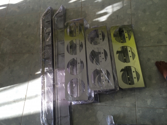 ขายปลีกส่ง เสาธงสั้น ยาว ราวไฟ ราวบันไดข้าง กรอบไฟท้ายเลส ขากระจก ทุกรุ่น