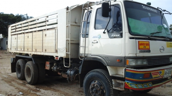 Hino FM2K K13D 240 แรง เกียร์ฟูลเลอร์ ปี 44 Hino FM2K K13D 240 แรง เกียร์ฟูลเลอร์ ปี 44