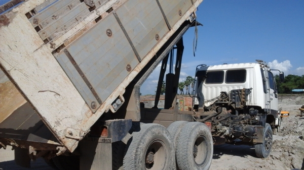 Hino FM2K K13D 240 แรง เกียร์ฟูลเลอร์ ปี 44 Hino FM2K K13D 240 แรง เกียร์ฟูลเลอร์ ปี 44