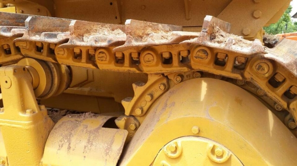 ขายแทรคเตอร์ CATD5B ซ่อมปรับสภาพทั้งคัน เครื่องยนต์ 44V NEW O/H