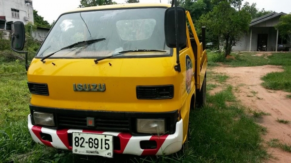 ขายรถยก กู้ภัย สภาพพร้อมใช้งาน