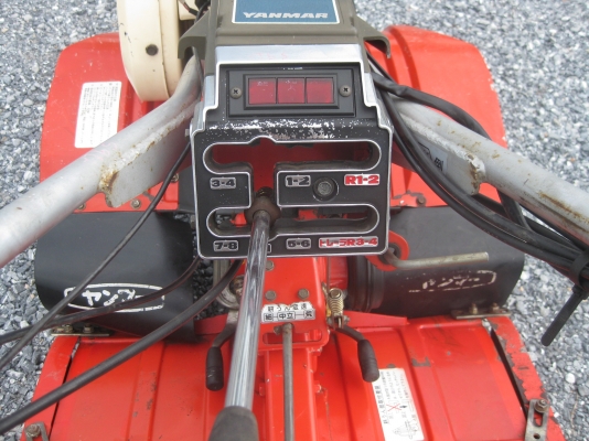 รถพรวนดินเดินตาม รถพรวนดินเดินตาม