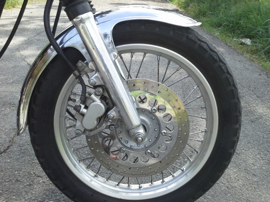 ขายYamaha Sr400cc.ปี2002 เครื่องแน่น สภาพตามรูป ไฟติดครบ