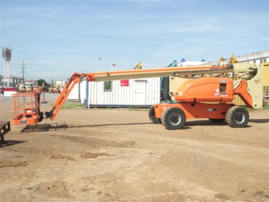 ขายรถกระเช้าบูมหักศอก 24 เมตร นำเข้าป้ายแดง รุ่น 800AJ ยี่ห้อ JLG