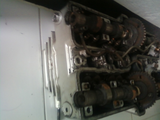 ขายอะไหล่เครื่องยนต์ เป็นฝาสูบ อิลิมิเนเตอร์ KAWASAK 400 CC ราคา 1200 บาท