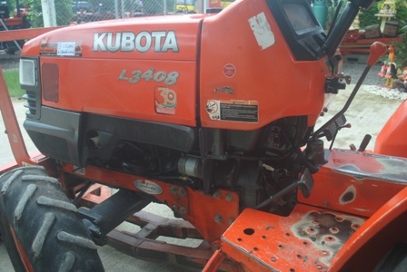 ขายรถไถ Kubota L 3408 (4WD) พร้อมดันหน้าตราช้าง และผานพรวน สีเดิมครับ ขายรถไถ Kubota L 3408 (4WD) พร้อมดันหน้าตราช้าง และผานพรวน สีเดิมครับ