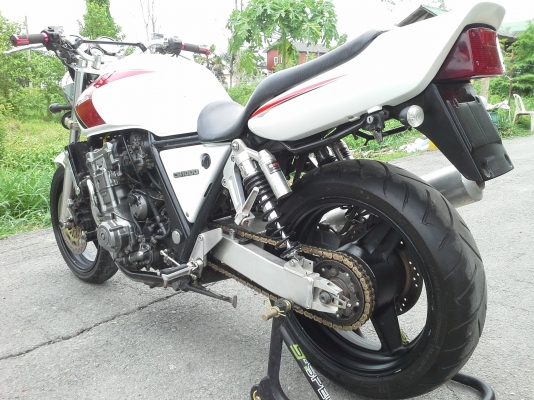 ขาย Honda Cb1000cc.เอกสารอินวอยร์+สรรพสามิตรถพร้อมใช้ครับ