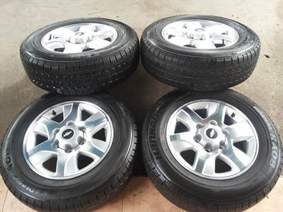 ขายล้อแม็กChevrolet trail blazer ขอบ16 พร้อมยางปี12 4 ล้อ