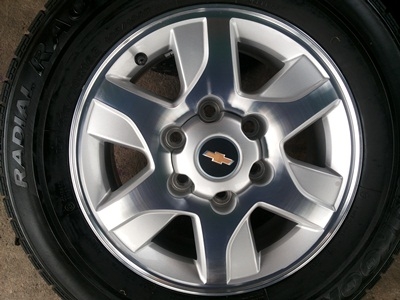 ขายล้อแม็กChevrolet trail blazer ขอบ16 พร้อมยางปี12 4 ล้อ