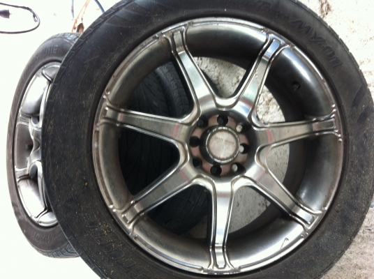 แม๊กยางมือสอง