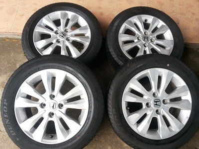 ขายล้อแม็กHONDA CITY ขอบ15 4 รู 100 พร้อมยาง 4 ล้อ