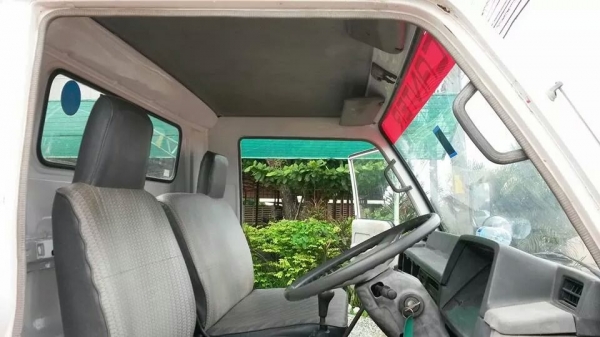 ขายถูก หกล้อดั๊ม MITSUBISHI CANTER 115 แรง สภาพพร้อมใช้  ครับ