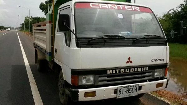 ขายถูก หกล้อดั๊ม MITSUBISHI CANTER 115 แรง สภาพพร้อมใช้  ครับ