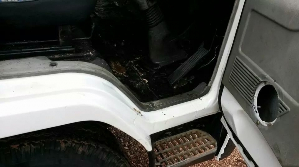 ขายถูก หกล้อดั๊ม MITSUBISHI CANTER 115 แรง สภาพพร้อมใช้  ครับ