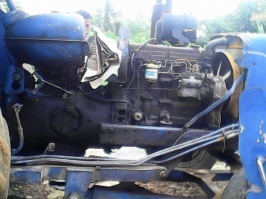 ขายรถ ไถฟอร์ด ( ลดราคาครับเหลือ 135000 บาท )