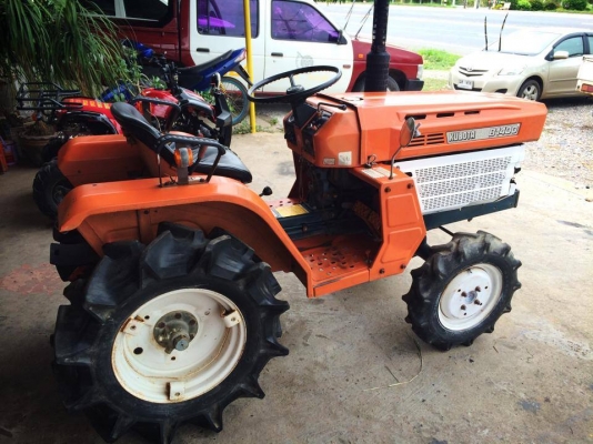 KUBOTA B1400DT