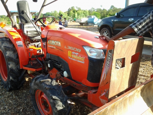 KUBOTA L3608 ปี53 1500 ชั่วโมง อุปกรณ์ ผาน 4 ผาน 6 ดันหน้า 1 โลตาลี1 รวม 4 ชุด