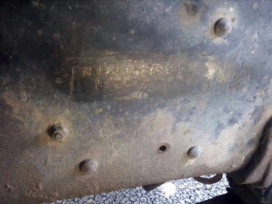 รถฮีโน่ 10 ล้อดั้ม F18 เปลื่ยนเครื่อง 195 แรงม้า. ปี 27.  สนใจติดต่อ 081 - 6079515