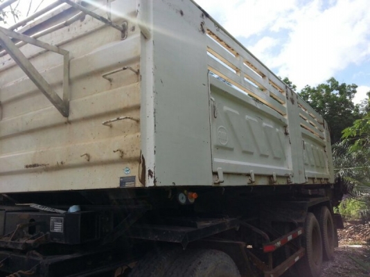 ขายหาง สามมิต  3 เพลา แท้. ปี 52   สนใจติดต่อ 081 - 6079515