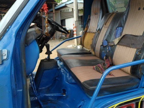 ขายรถอีแต๋นดั้มต่อใหม่พร้อมใช้มีทะเบียนคุมให้ราคาคุยกันได้อีก บรีการส่งฟรีครับ(รับใว้ขายได้อีกราคา)