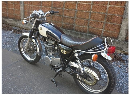 Yamaha SR400 เลขเต็ม