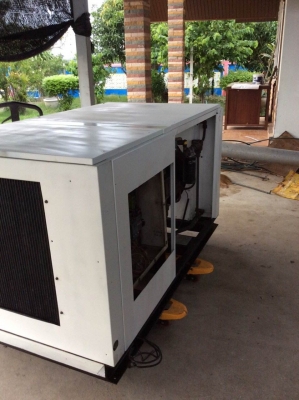 ลงรูปทำสีใหม่แล้วครับ - ขายปั้มลม INGERSOLLRAND 75hp มีคลิปTest Runให้ดูครับ