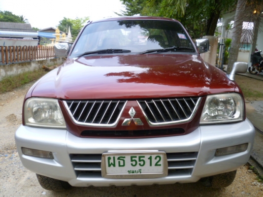 มิตซูบิชิสตราด้า แค็ป โฟวิล