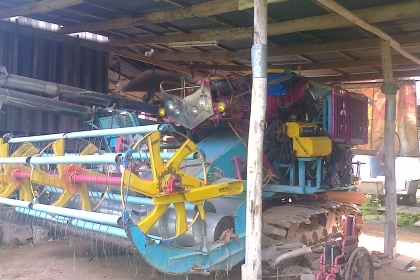 ขายด่วน! รถเกี่ยวราคาถูก 290,000 บาท ด่วนครับ มาก่อนได้ก่อน