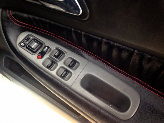 **110,000 บ.ต่อรอง**ขายรถเก๋ง HONDA ACCORD 2.2Exi Auto โฉม ท้ายสองก้อน ปี39/96 เครื่องเดิมเกียร์เดิม ไม่แก๊ส เครื่องแน่นดี แรงๆ ไม่มีเยิ้ม ช่วงล่างหนึบ ไม่มีส่าย หน้า-หลังเดิมไม่เคยชนหนัก ภายในสวย คอนโซลเต็ม พ.พาวเวอร์ ก.ไฟฟ้า เซ็นทรัลล็อค เบาะหนังตะเข็บแ